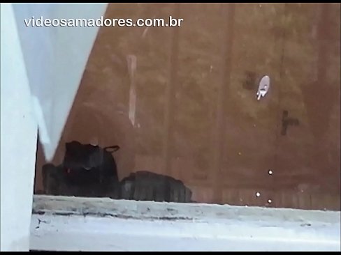 ❤️ Lelaki miang memerhati teman wanitanya bersama lelaki lain, merakam video persetubuhan tanpa mengganggu pasangan itu ❤❌ Lucah pada kami ❌️